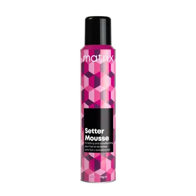 Пяна с лека текстура за обем и блясък на всеки тип коса Matrix Setter Mousse 232g