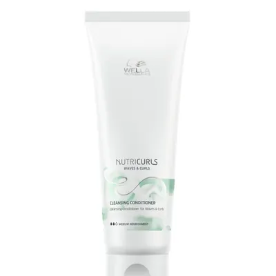 Почистващ балсам за вълни и къдрици Wella Professionals Nutricurls Cleansing Conditioner for Waves & Curls 250ml