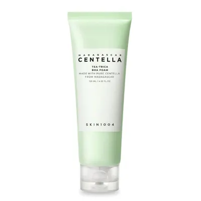 Почистваща пяна с BHA и чаено дърво за акне SKIN1004 Tea-Trica BHA Foam 125 ml