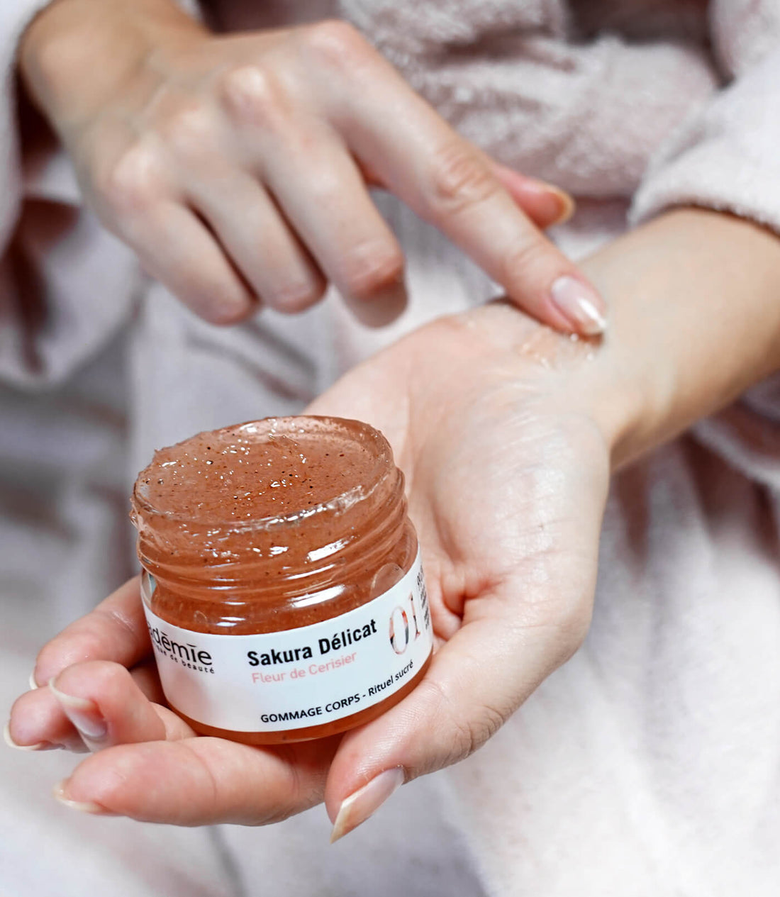 Захарен пилинг за тяло Académie Spa Sakura Delicat 60 мл — снимка 3