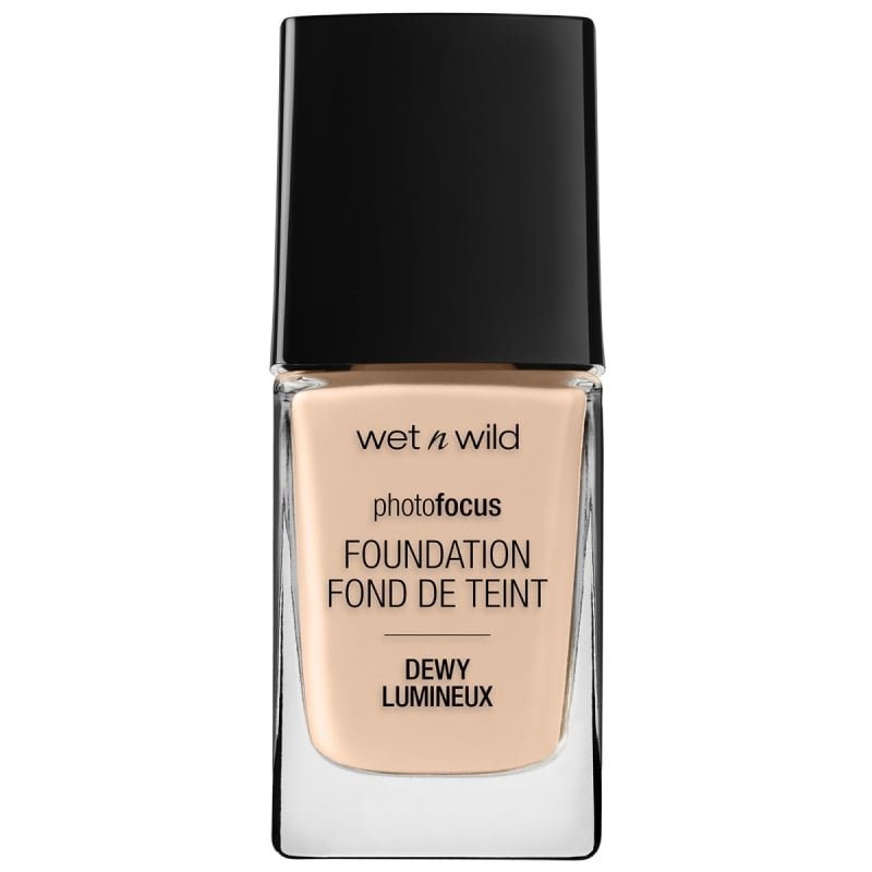 Озаряващ Фон дьо тен Wet N Wild Photo Focus DEWY Foundation 30ml (РАЗЛИЧНИ НЮАНСИ)