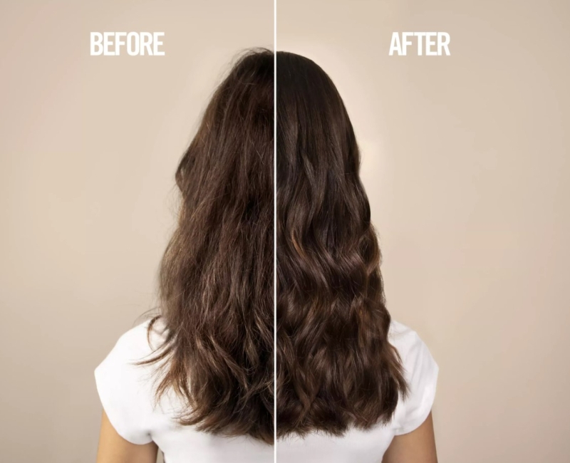 10 в 1 Спрей маска без отмиване с аромат на лотос UniqOne Hair Treatment Lotus Flower Fragrance 150ml — 2