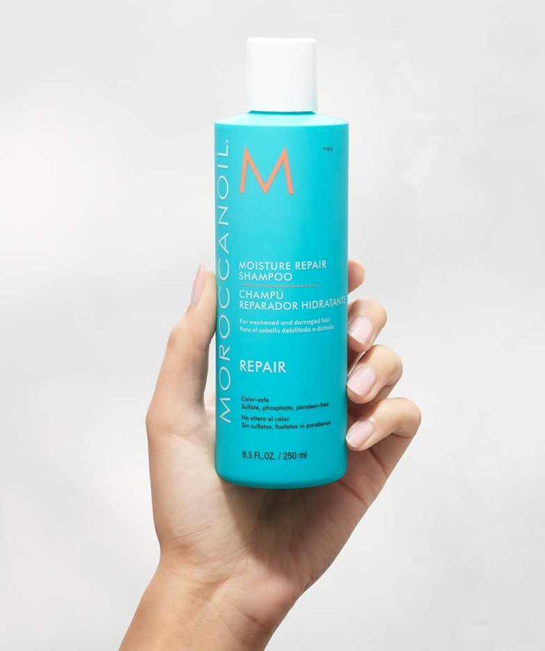 Възстановяващ сет Moroccanoil Moisture Repair Shampoo + Conditioner 2X250ml — 2