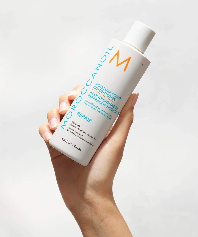Възстановяващ сет Moroccanoil Moisture Repair Shampoo + Conditioner 2X250ml — 3