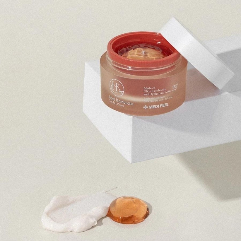Крем за нарушена кожна бариера с 50% комбуча и серамиди Medi-Peel Hyal Kombucha Tea-Tox Cream 50ml — 2