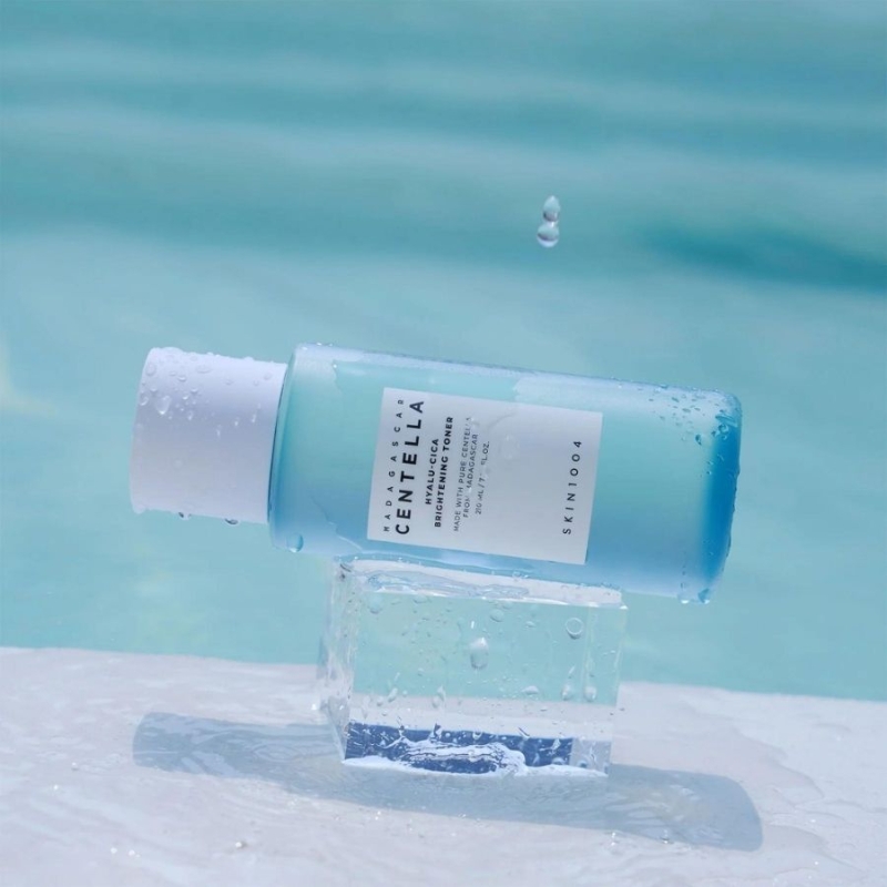 Тонер с центела азиатика и хиалуронова киселина Skin1004 Madagascar Centella Hyalu-Cica Brightening Toner 210ml — 3