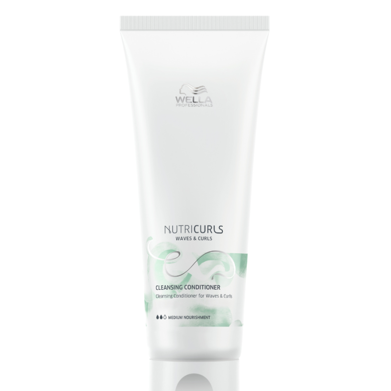 Почистващ балсам за вълни и къдрици Wella Professionals Nutricurls Cleansing Conditioner for Waves & Curls 250ml