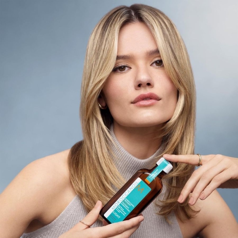 Терапия с арганово масло за фини и изсветлени коси Moroccanoil Moroccanoil Treatment Light — 2