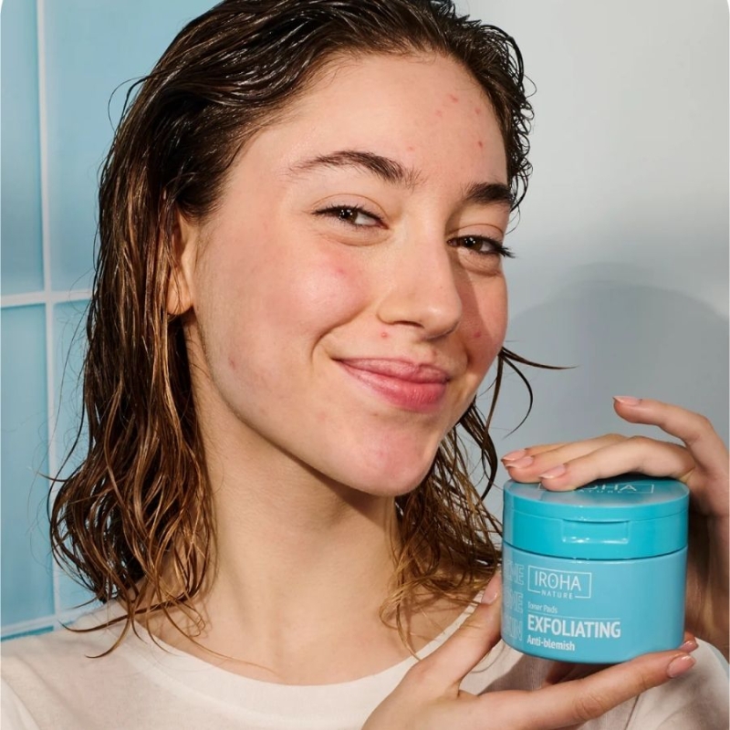 Iroha Exfoliating Anti-Blemish Toner Pads — 4