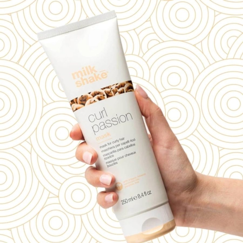Подхранваща маска за къдрава коса Milkshake Curl Passion Mask 200ml — 3