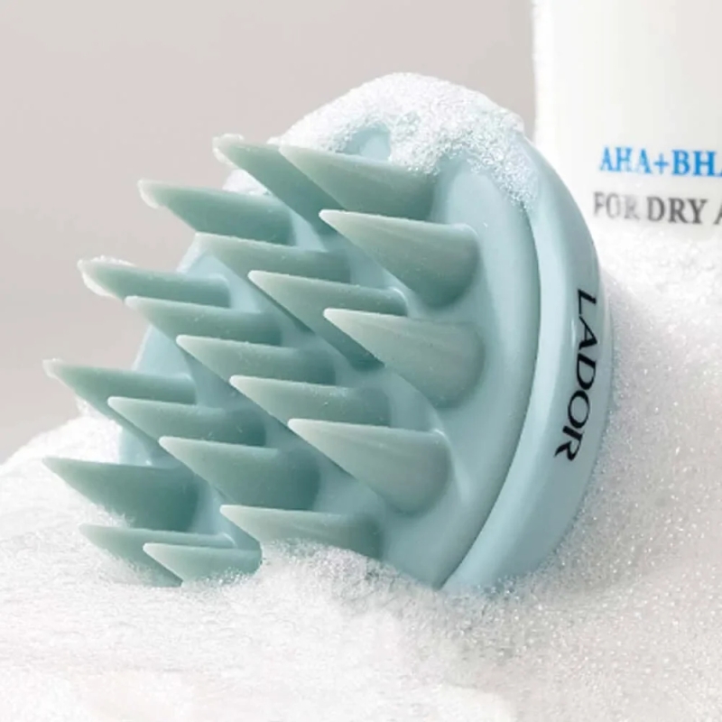 Четка за масаж на скалп Lador Dermatical Shampoo Brush — 2