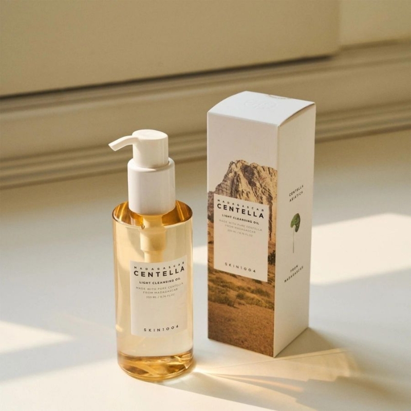 Нежно почистващо олио за лице с Centella Asiatica и растителни масла SKIN1004 Madagascar Centella Light Cleansing Oil 200 ml — 4