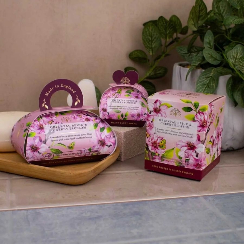 Луксозен сапун с Ориенталски подправки и Черешов цвят The English Soap Company Oriental Spice and Cherry Blossom Large Gift Bath Soap 260g — 6