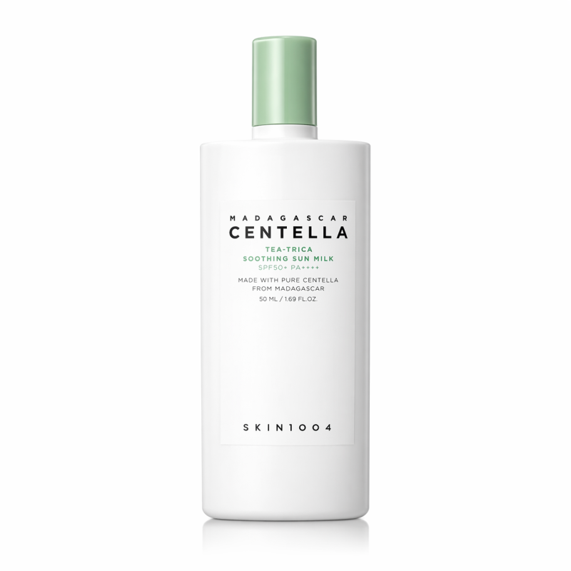 Слънцезащитен флуид за мазна, проблемна и чувствителна кожа с SPF 50+ PA++++, Tea Tree и Centella Asiatica SKIN1004 Madagascar Centella Tea-Trica Soothing Sun Milk 50 ml